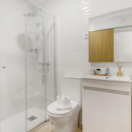 2br Renovated Heart Of Santos W/ Ac | By Airnest *