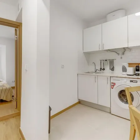 Apartment 2br Renovated Heart Of Santos W/ Ac | By Airnest *