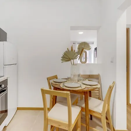 דירה 2br Renovated Heart Of Santos W/ Ac | By Airnest